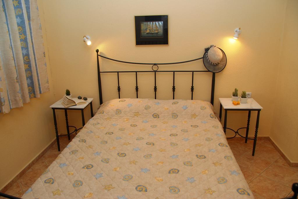 Zorbas Apartments Volissos Chambre photo