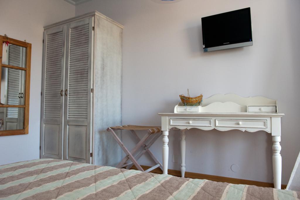 Zorbas Apartments Volissos Extérieur photo
