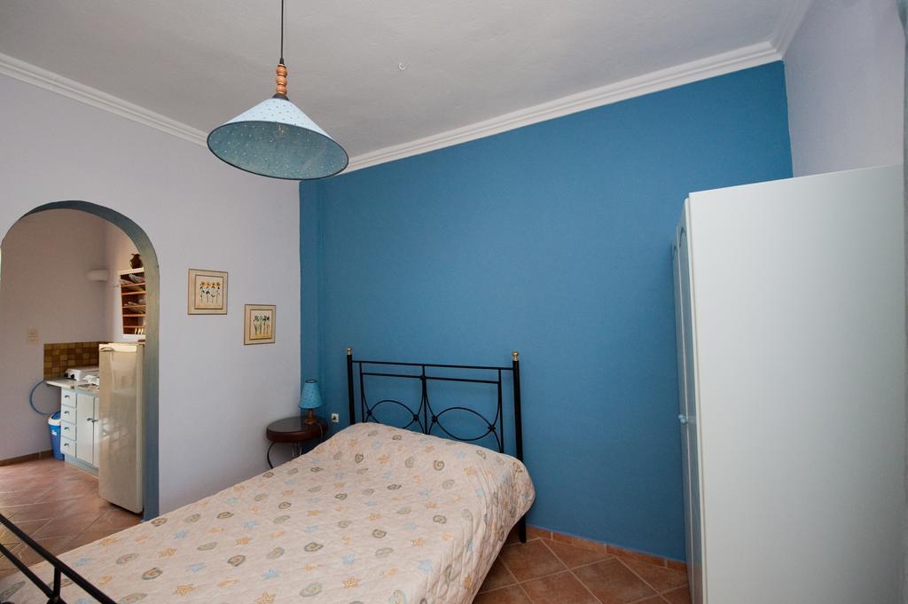 Zorbas Apartments Volissos Chambre photo