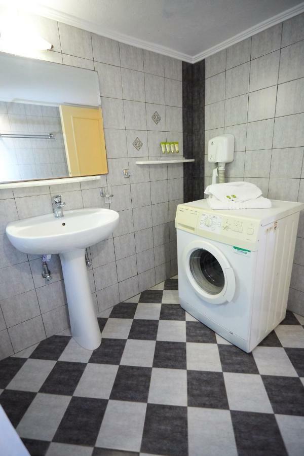 Zorbas Apartments Volissos Extérieur photo