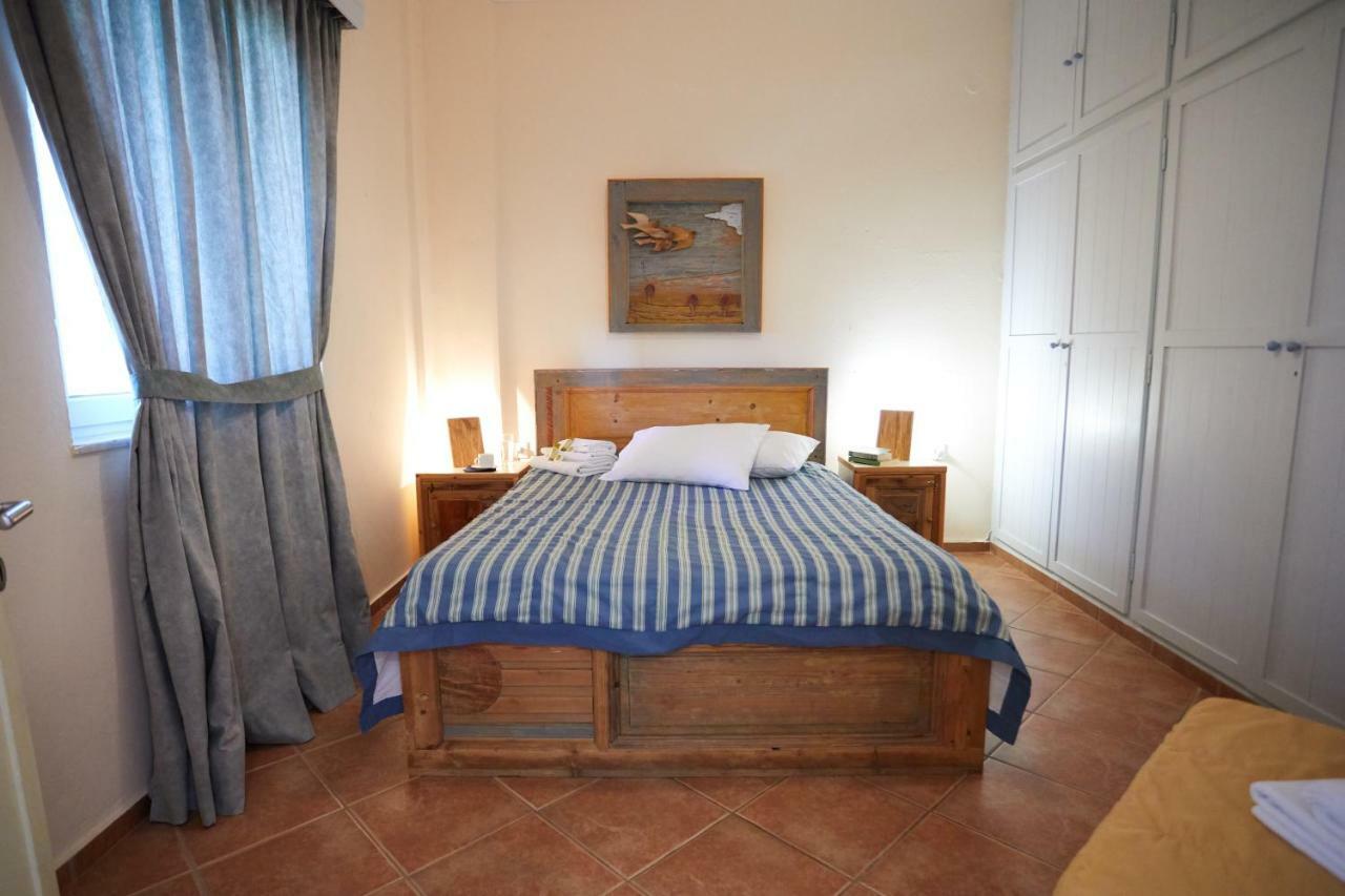 Zorbas Apartments Volissos Extérieur photo