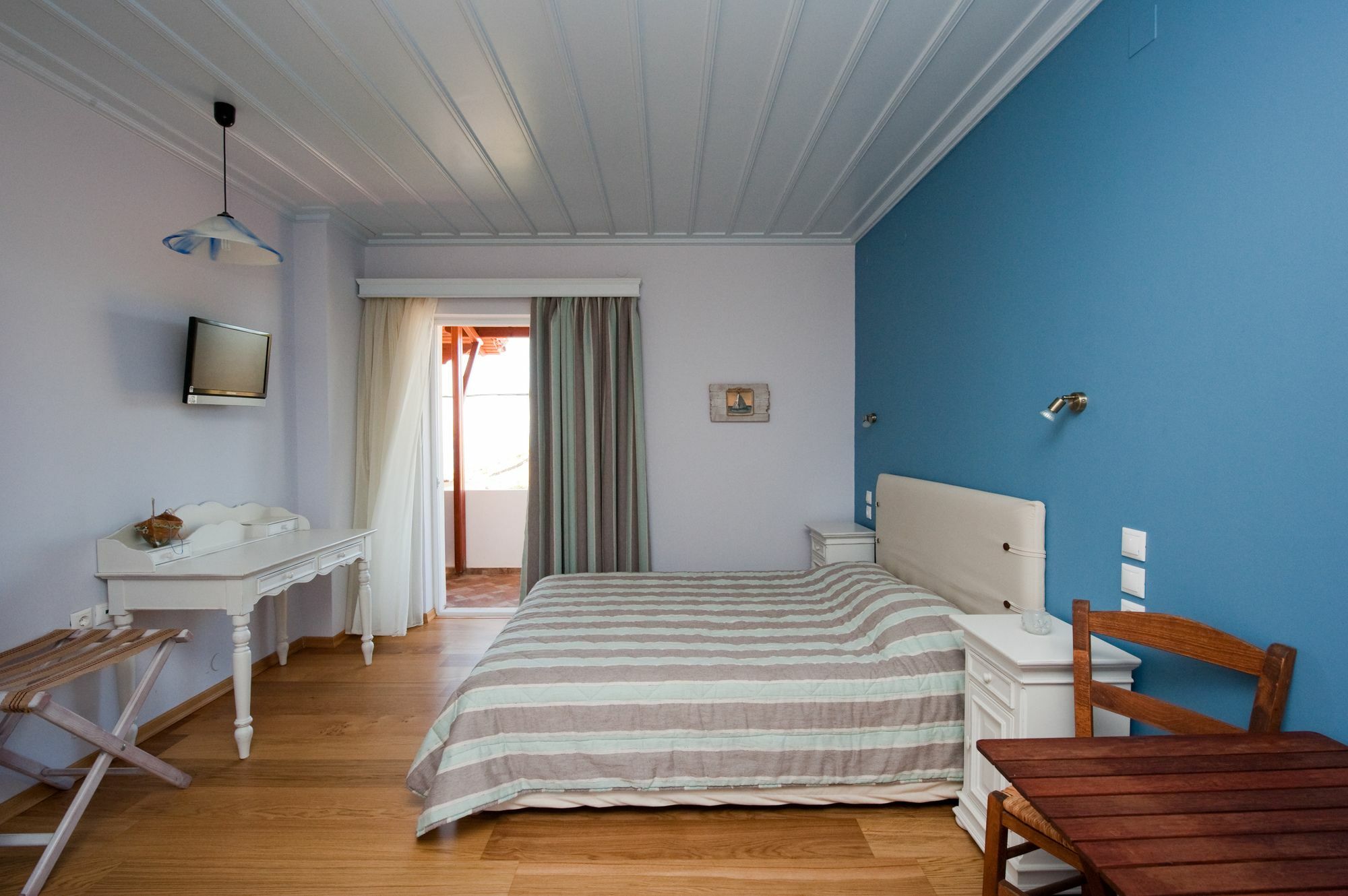 Zorbas Apartments Volissos Extérieur photo